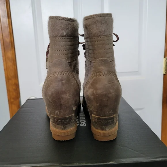 Sorel Lexi Wedge Boots Khaki ii - Picture 3 of 8